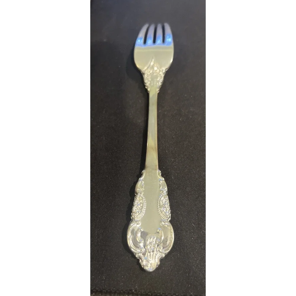 F.B. Rogers Dean Rose Dinner Fork Stainless Flatware Replacement 7.25